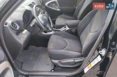 Позашляховик / Кросовер Toyota RAV4 2008 в 