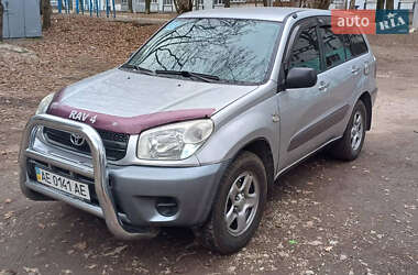 Внедорожник / Кроссовер Toyota RAV4 2005 в 