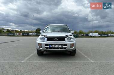 Внедорожник / Кроссовер Toyota RAV4 2003 в 