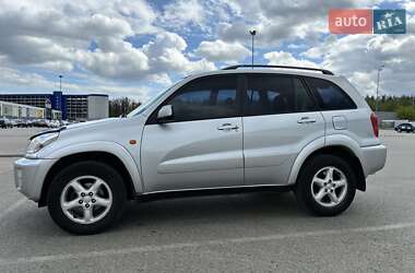 Внедорожник / Кроссовер Toyota RAV4 2003 в 