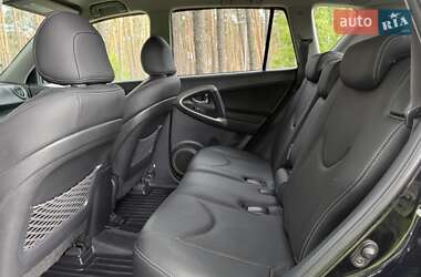 Позашляховик / Кросовер Toyota RAV4 2009 в 