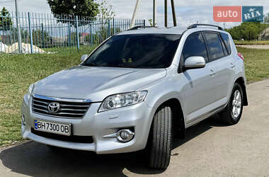 Позашляховик / Кросовер Toyota RAV4 2010 в Одесі