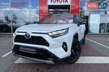 Позашляховик / Кросовер Toyota RAV4 2023 в Вінниці