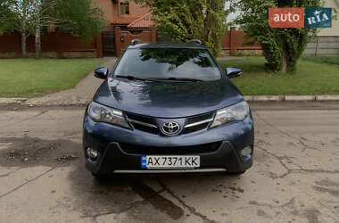Внедорожник / Кроссовер Toyota RAV4 2014 в Харькове