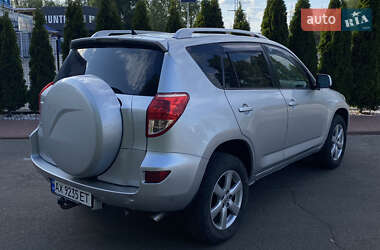 Внедорожник / Кроссовер Toyota RAV4 2008 в 