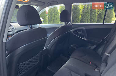 Внедорожник / Кроссовер Toyota RAV4 2008 в 