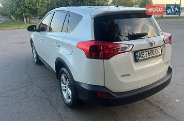Внедорожник / Кроссовер Toyota RAV4 2013 в 