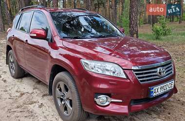 Внедорожник / Кроссовер Toyota RAV4 2010 в Харькове