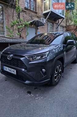 Позашляховик / Кросовер Toyota RAV4 2019 в Кропивницькому