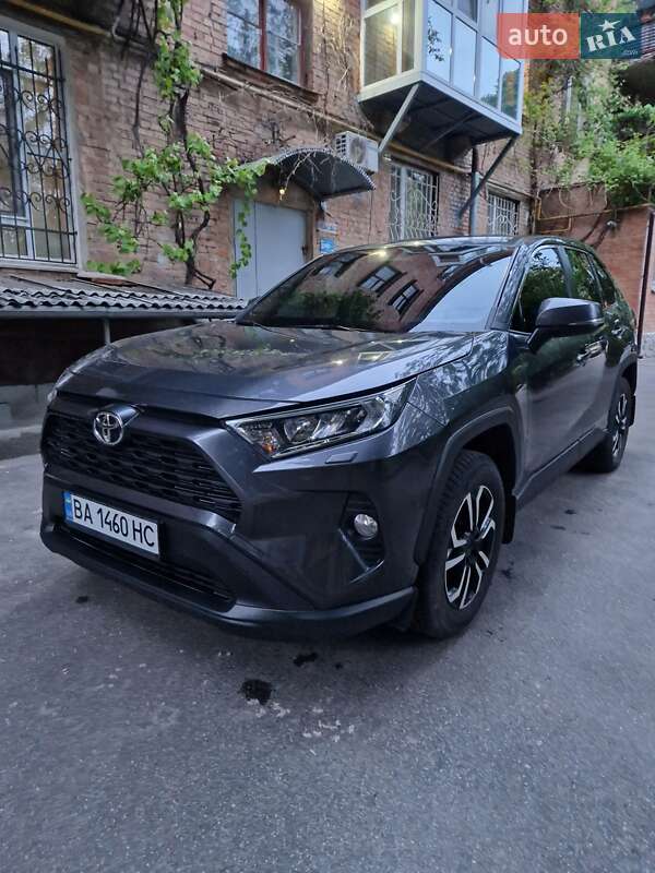 Toyota RAV4 2019