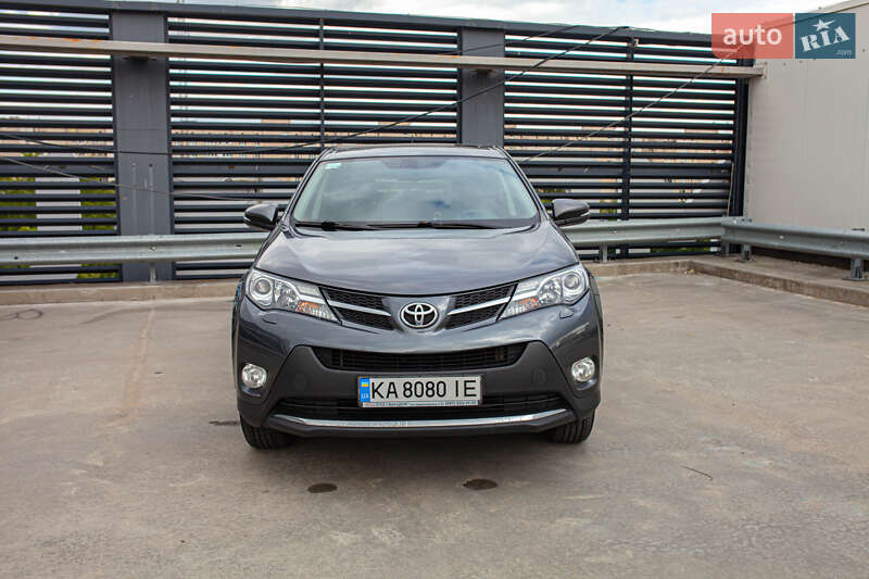 Внедорожник / Кроссовер Toyota RAV4 2013 в Киеве