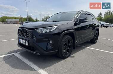 Позашляховик / Кросовер Toyota RAV4 2019 в Дніпрі