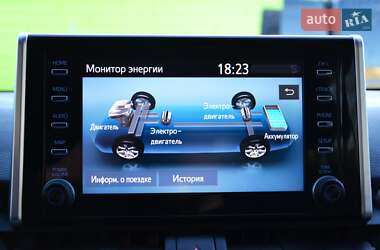Внедорожник / Кроссовер Toyota RAV4 2020 в 