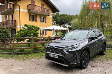 Внедорожник / Кроссовер Toyota RAV4 2019 в Львове