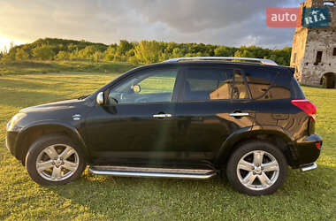 Позашляховик / Кросовер Toyota RAV4 2006 в 