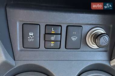 Внедорожник / Кроссовер Toyota RAV4 2011 в 
