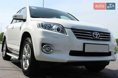 Внедорожник / Кроссовер Toyota RAV4 2010 в Кропивницком