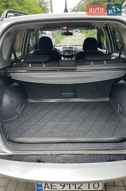Внедорожник / Кроссовер Toyota RAV4 2007 в 