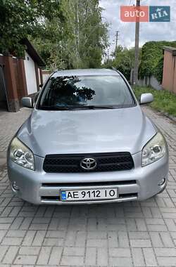 Внедорожник / Кроссовер Toyota RAV4 2007 в 