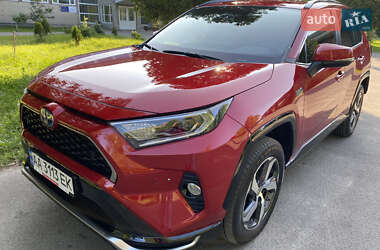 Позашляховик / Кросовер Toyota RAV4 2021 в 