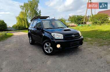 Внедорожник / Кроссовер Toyota RAV4 2005 в Шумске