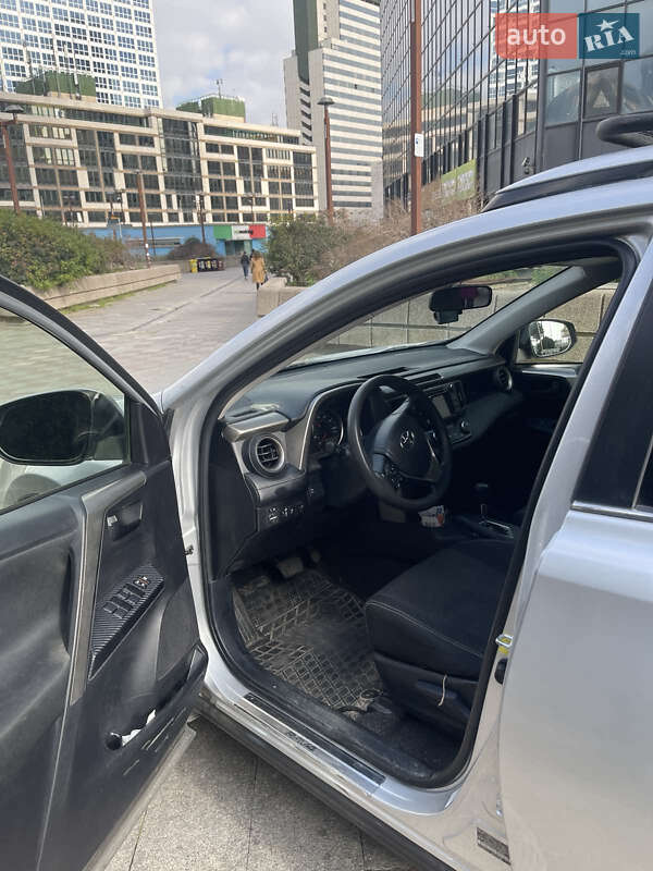 Внедорожник / Кроссовер Toyota RAV4 2013 в Борисполе