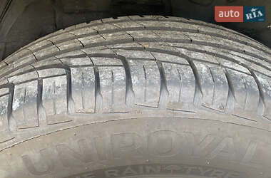 Внедорожник / Кроссовер Toyota RAV4 2011 в 