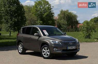 Внедорожник / Кроссовер Toyota RAV4 2010 в Коломые