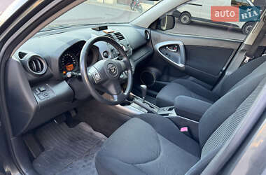 Внедорожник / Кроссовер Toyota RAV4 2007 в 