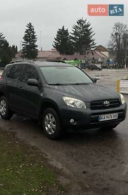 Внедорожник / Кроссовер Toyota RAV4 2006 в Узине