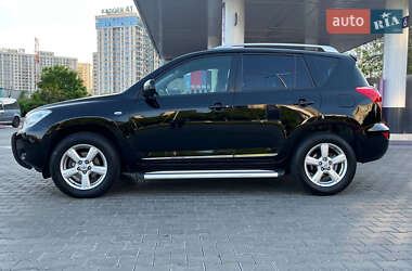 Позашляховик / Кросовер Toyota RAV4 2008 в 