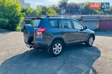 Позашляховик / Кросовер Toyota RAV4 2010 в Києві