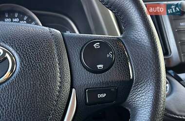 Внедорожник / Кроссовер Toyota RAV4 2014 в 