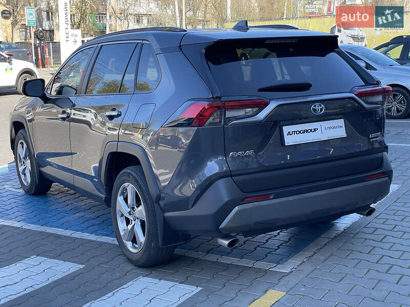 Внедорожник / Кроссовер Toyota RAV4 2019 в Одессе
