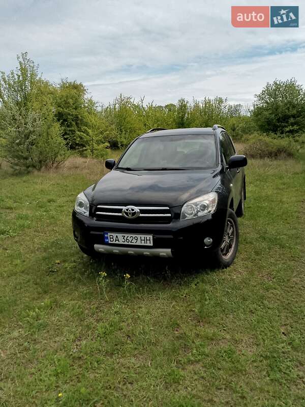 Внедорожник / Кроссовер Toyota RAV4 2008 в Кропивницком