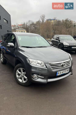 Позашляховик / Кросовер Toyota RAV4 2011 в Києві