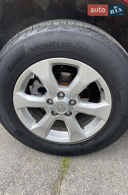 Внедорожник / Кроссовер Toyota RAV4 2010 в 