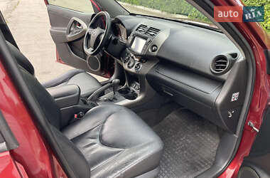 Внедорожник / Кроссовер Toyota RAV4 2010 в 