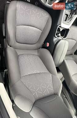 Внедорожник / Кроссовер Toyota RAV4 2019 в 