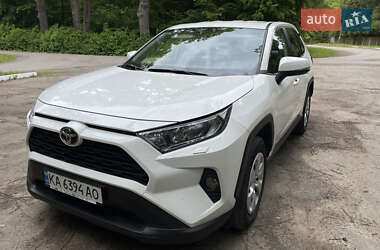 Внедорожник / Кроссовер Toyota RAV4 2020 в Львове