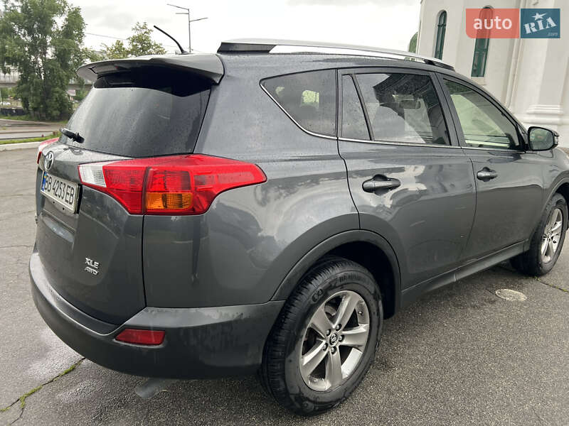 Внедорожник / Кроссовер Toyota RAV4 2015 в Киеве