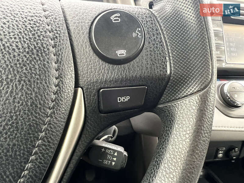Внедорожник / Кроссовер Toyota RAV4 2015 в Киеве