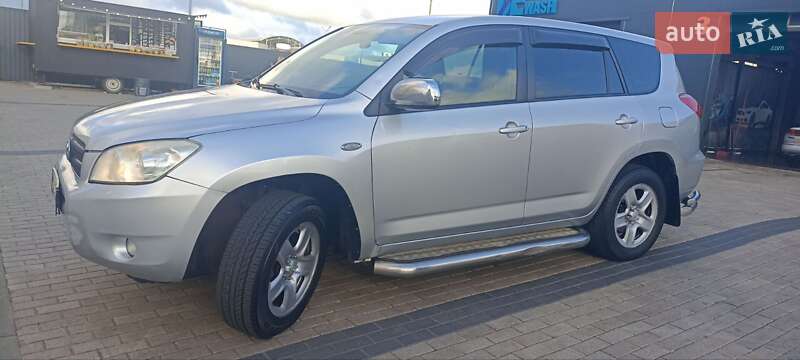 Внедорожник / Кроссовер Toyota RAV4 2006 в Одессе