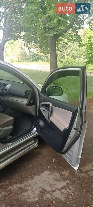 Внедорожник / Кроссовер Toyota RAV4 2006 в Одессе