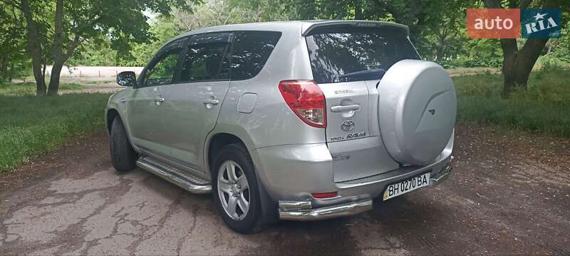Внедорожник / Кроссовер Toyota RAV4 2006 в Одессе