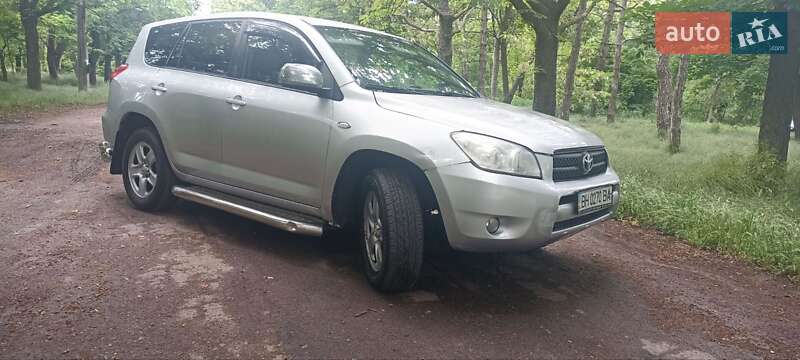 Внедорожник / Кроссовер Toyota RAV4 2006 в Одессе