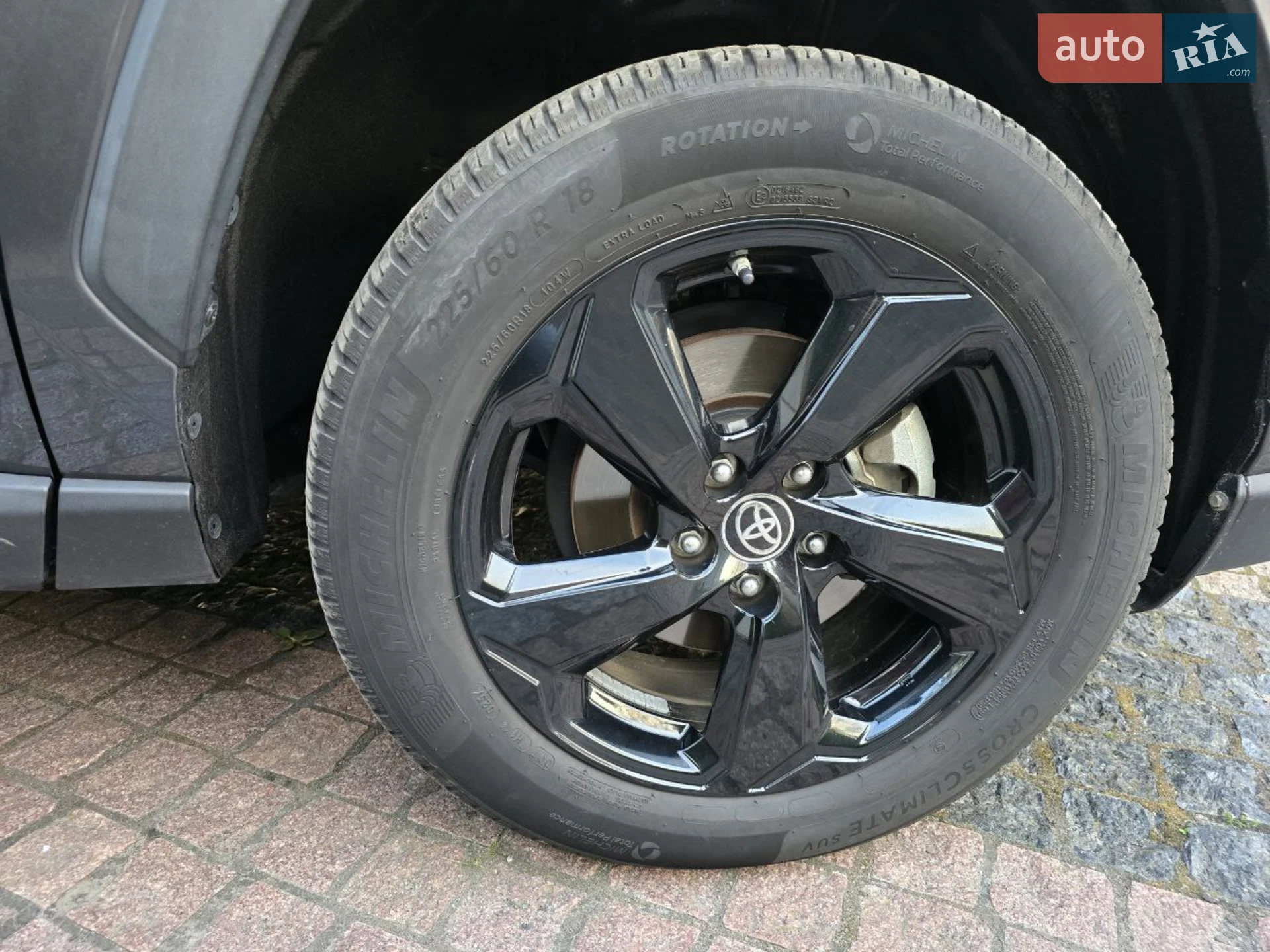 2019 Toyota RAV 4 - мініатюра 4