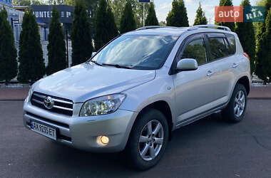 Внедорожник / Кроссовер Toyota RAV4 2008 в Киеве