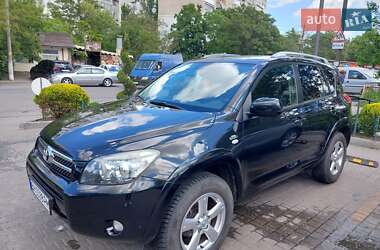 Внедорожник / Кроссовер Toyota RAV4 2007 в 
