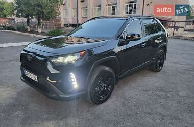 Внедорожник / Кроссовер Toyota RAV4 2021 в Александрие